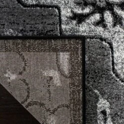 Nilda Medallion Light Area Rug - Safavieh -Safavieh Rug Outlet Store GUEST 0bc6dab1 496a 410b b057 c46b82e4d88f