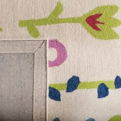 Safavieh Kids SFK918 Hand Tufted Area Rug - Safavieh -Safavieh Rug Outlet Store GUEST 168d99a4 5511 4022 aa9a b638f2faa4dd