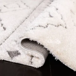 Angelique Geometric Design Loomed Rug - Safavieh 6 Angelique Geometric Design Loomed Rug - Safavieh -Safavieh Rug Outlet Store GUEST 2993bf7e e6e9 4616 8498 5fd2c165e5e2