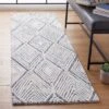 Abstract ABT350 Hand Tufted Area Rug - Safavieh