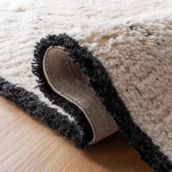 Rosalina Rug Ivory/Black - Safavieh -Safavieh Rug Outlet Store GUEST 312e719f 98ca 4615 bb4b 117d12d4a15d