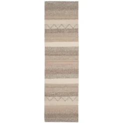 Indian Wells Tufted Rug - Safavieh -Safavieh Rug Outlet Store GUEST 36d93c8a eb58 4a24 b234 c0b7fab43b74