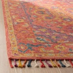 Cheryl Medallion Tufted Area Rug - Safavieh