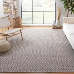 Montauk MTK716 Hand Woven Area Rug - Safavieh