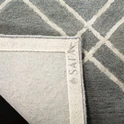 Camille Crosshatch Tufted Rug - Safavieh -Safavieh Rug Outlet Store GUEST 47b179e9 a456 4afc 853e 12c96a157e37