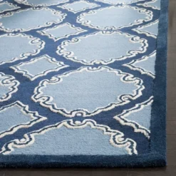 2'6"x4' Geometric Accent Rug Navy Blue - Safavieh
