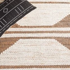 Natural Fiber NF225 Hand Woven Area Rug - Safavieh -Safavieh Rug Outlet Store GUEST 7990cd7f 253d 4141 8d8a bd01bf33627f