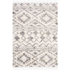 Carmelita Rug Cream/Navy - Safavieh 13 Carmelita Rug Cream/Navy - Safavieh -Safavieh Rug Outlet Store GUEST 82707b21 1afd 488f b7e3 15e59f817e06