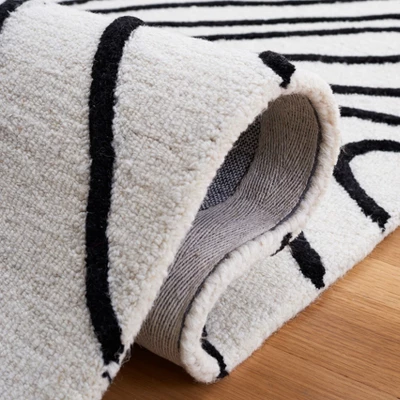 Rodeo Drive RD860 Hand Tufted Area Rug - Safavieh 3 Rodeo Drive RD860 Hand Tufted Area Rug - Safavieh - Image 3