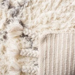 Casablanca CSB951 Hand Tufted Area Rug - Safavieh 9 Casablanca CSB951 Hand Tufted Area Rug - Safavieh -Safavieh Rug Outlet Store GUEST a14a36b4 39cc 4f4b ac71 22548ed7e6e8