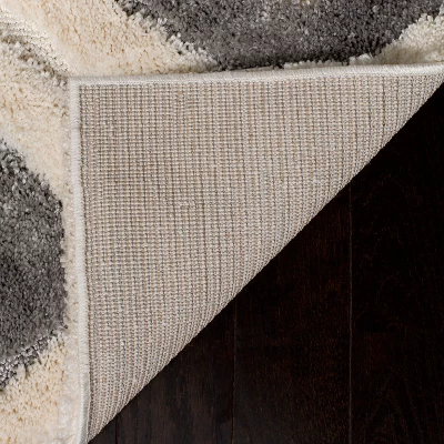 Susanna Geometric Loomed Rug - Safavieh 2 Susanna Geometric Loomed Rug - Safavieh - Image 2