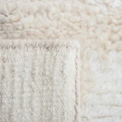 Casablanca CSB541 Hand Knotted Area Rug - Safavieh -Safavieh Rug Outlet Store GUEST c8bc3336 e3a0 44d4 aac5 936fea1ab741