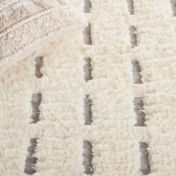 Casablanca CSB705 Hand Woven Area Rug - Safavieh -Safavieh Rug Outlet Store GUEST d0243ddb e2f9 4c2b 962d 3f22b99d3b0e