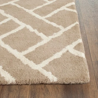 Kristina Crosshatch Tufted Area Rug - Safavieh 1 Kristina Crosshatch Tufted Area Rug - Safavieh