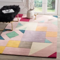 Gisela Tufted Rug - Safavieh