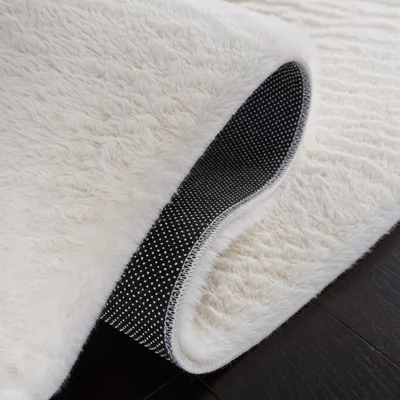 Faux Rabbit Fur FRF500 Power Loomed Machine Washable Area Rug - Safavieh 3 Faux Rabbit Fur FRF500 Power Loomed Machine Washable Area Rug - Safavieh - Image 3